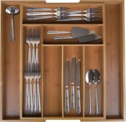 KitchenBrothers Bestekbak - Verstelbare Besteklade - 30 Tot 44.5cm - Bamboehout 11 KitchenBrothers Bestekbak - Verstelbare Besteklade - 30 Tot 44.5cm - Bamboehout -Keuken Benodigdheden Winkel 1200x1164 1