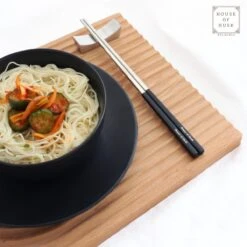 House Of Husk Chopsticks Set - Koreaanse Eetstokjes - Vaatwasserbestendig - RVS - 5 Paar - Duo Tone - Zwart Zilver 11 House Of Husk Chopsticks Set - Koreaanse Eetstokjes - Vaatwasserbestendig - RVS - 5 Paar - Duo Tone - Zwart Zilver -Keuken Benodigdheden Winkel 1200x1198 12