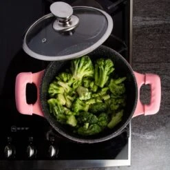 Royalty Line Inductie Pannenset - Luxe 14-delige Pannenset Marmeren Coating - Pannen Met Afneembare Handvaten - Oven-Ready - PFAS-Vrij - Voor Alle Warmtebronnen - Afneembare Koudgrepen - Antiaanbaklaag - Koekenpan Met Glazen Deksels - Roze 22 Royalty Line Inductie Pannenset - Luxe 14-delige Pannenset Marmeren Coating - Pannen Met Afneembare Handvaten - Oven-Ready - PFAS-Vrij - Voor Alle Warmtebronnen - Afneembare Koudgrepen - Antiaanbaklaag - Koekenpan Met Glazen Deksels - Roze -Keuken Benodigdheden Winkel 1200x1200 1108