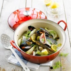 Le Creuset Braadpan Faitout Tradition Kersenrood - ø 24 Cm / 3 Liter 11 Le Creuset Braadpan Faitout Tradition Kersenrood - ø 24 Cm / 3 Liter -Keuken Benodigdheden Winkel 1200x1200 1403