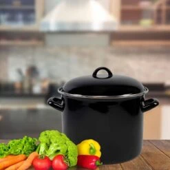 Orange85 Soeppan - Stamppot Pan - Inductie - Zwart - 8 Liter - Staal - Alle Warmtebronnen 8 Orange85 Soeppan - Stamppot Pan - Inductie - Zwart - 8 Liter - Staal - Alle Warmtebronnen -Keuken Benodigdheden Winkel 1200x1200 1559