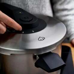 Springlane Roestvrijstalen Snelkookpan - Inductie - Pressure Cooker - 6,0 L Met Stoommand 17 Springlane Roestvrijstalen Snelkookpan - Inductie - Pressure Cooker - 6,0 L Met Stoommand -Keuken Benodigdheden Winkel 1200x1200 1587