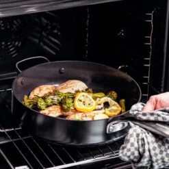 GreenPan Copenhagen Stoofpan Met Deksel En Extra Handvat 28cm/4.3L 31 GreenPan Copenhagen Stoofpan Met Deksel En Extra Handvat 28cm/4.3L -Keuken Benodigdheden Winkel 1200x1200 1612