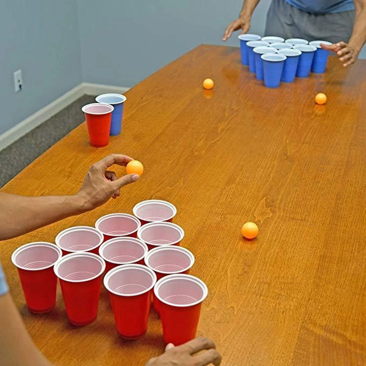 Merkloos Beerpong - 50 Stuk(s) Blue Cups & Red Cups Inc. 3 Ballen - Beerpong Drankspel - Plastic Bekers 7 Merkloos Beerpong - 50 Stuk(s) Blue Cups & Red Cups Inc. 3 Ballen - Beerpong Drankspel - Plastic Bekers - Afbeelding 5