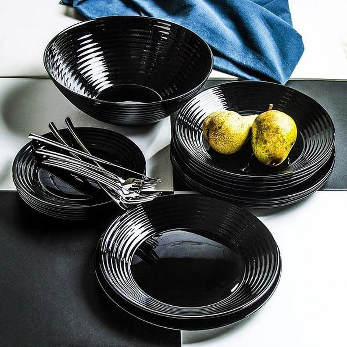 Luminarc Harena Serviesset - Zwart - 19-delig - 6 Persoons 9 Luminarc Harena Serviesset - Zwart - 19-delig - 6 Persoons - Afbeelding 7