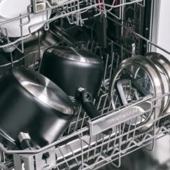 BK Flow Cool Black Glas Kookpannenset - 4-delig - Zwart - Glazen Deksel - Veilig Afgietsysteem - Inductie 13 BK Flow Cool Black Glas Kookpannenset - 4-delig - Zwart - Glazen Deksel - Veilig Afgietsysteem - Inductie -Keuken Benodigdheden Winkel 1200x1200 636