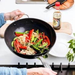 GreenPan Copenhagen Wok Met Extra Handvat 30cm/4.8L 26 GreenPan Copenhagen Wok Met Extra Handvat 30cm/4.8L -Keuken Benodigdheden Winkel 1200x1200 701