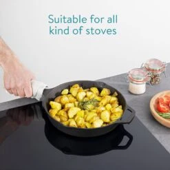 Navaris Gietijzeren Koekenpan - Braadpan Van Gietijzer - Ronde Skillet - Geschikt Voor Alle Warmtebronnen - Ø 25 Cm - Ovenbestendig Tot 260?graden 15 Navaris Gietijzeren Koekenpan - Braadpan Van Gietijzer - Ronde Skillet - Geschikt Voor Alle Warmtebronnen - Ø 25 Cm - Ovenbestendig Tot 260?graden -Keuken Benodigdheden Winkel 1200x1200 825