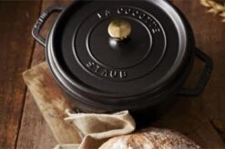 Staub Ronde Braadpan - Ø28 Cm - Zwart 12 Staub Ronde Braadpan - Ø28 Cm - Zwart -Keuken Benodigdheden Winkel 1200x799 50