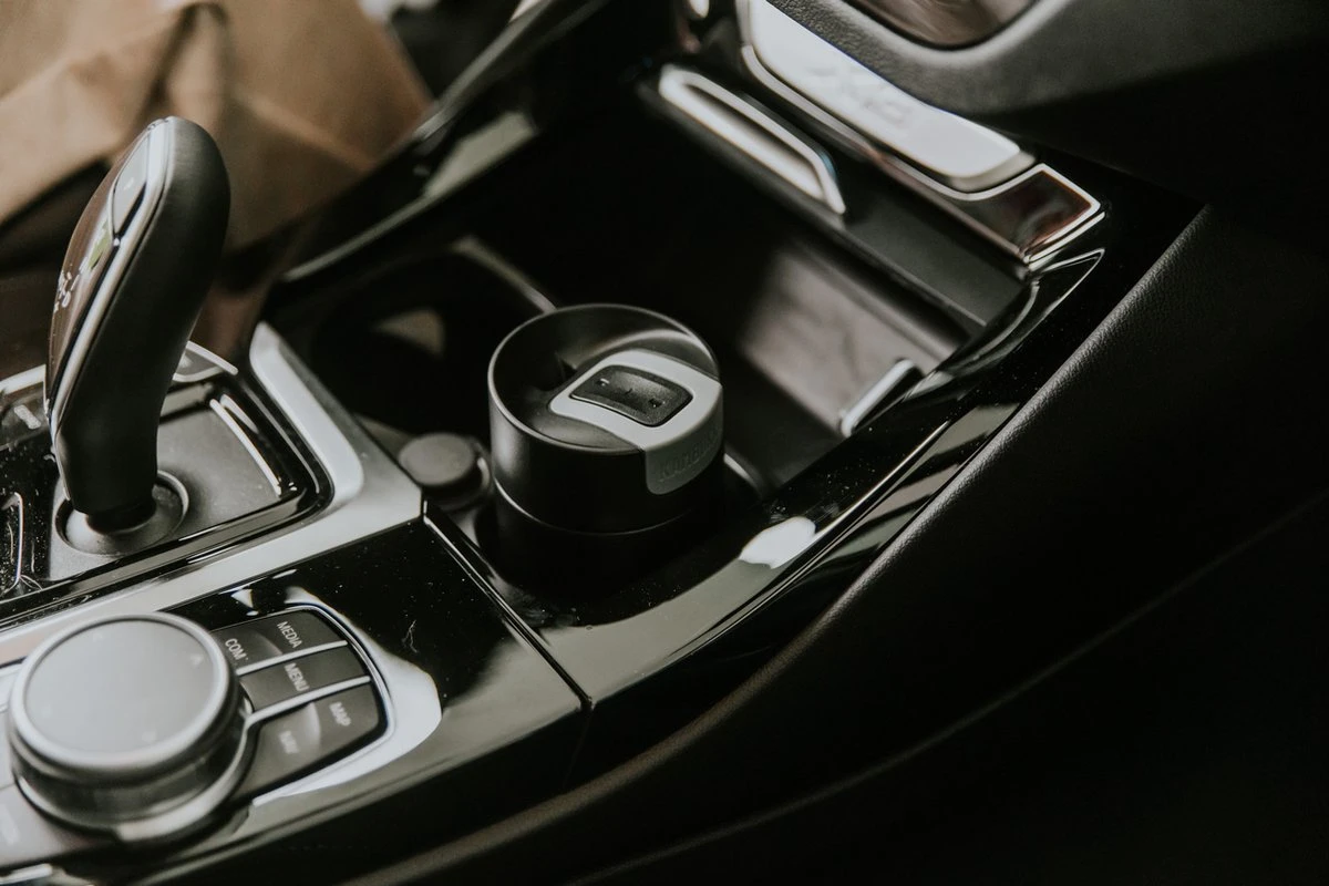 Kambukka Olympus Thermosbeker 300 Ml - Makkelijk Reinigen - Lekvrije Koffiebeker - RVS - Jet Black 7 Kambukka Olympus Thermosbeker 300 Ml - Makkelijk Reinigen - Lekvrije Koffiebeker - RVS - Jet Black - Afbeelding 5