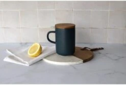 OGO Living - Theemok Met Zeef En Deksel - Blauw 475 Ml 9 OGO Living - Theemok Met Zeef En Deksel - Blauw 475 Ml -Keuken Benodigdheden Winkel 1200x813 11