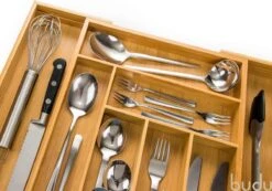 Budu Uitschuifbare Bamboe Bestekbak #47 (47 Cm Diep) - Bestekcassette Hout - Besteklade - 47 X 30,6 - 50 Cm - 6/8 Vakken 13 Budu Uitschuifbare Bamboe Bestekbak #47 (47 Cm Diep) - Bestekcassette Hout - Besteklade - 47 X 30,6 - 50 Cm - 6/8 Vakken -Keuken Benodigdheden Winkel 1200x839