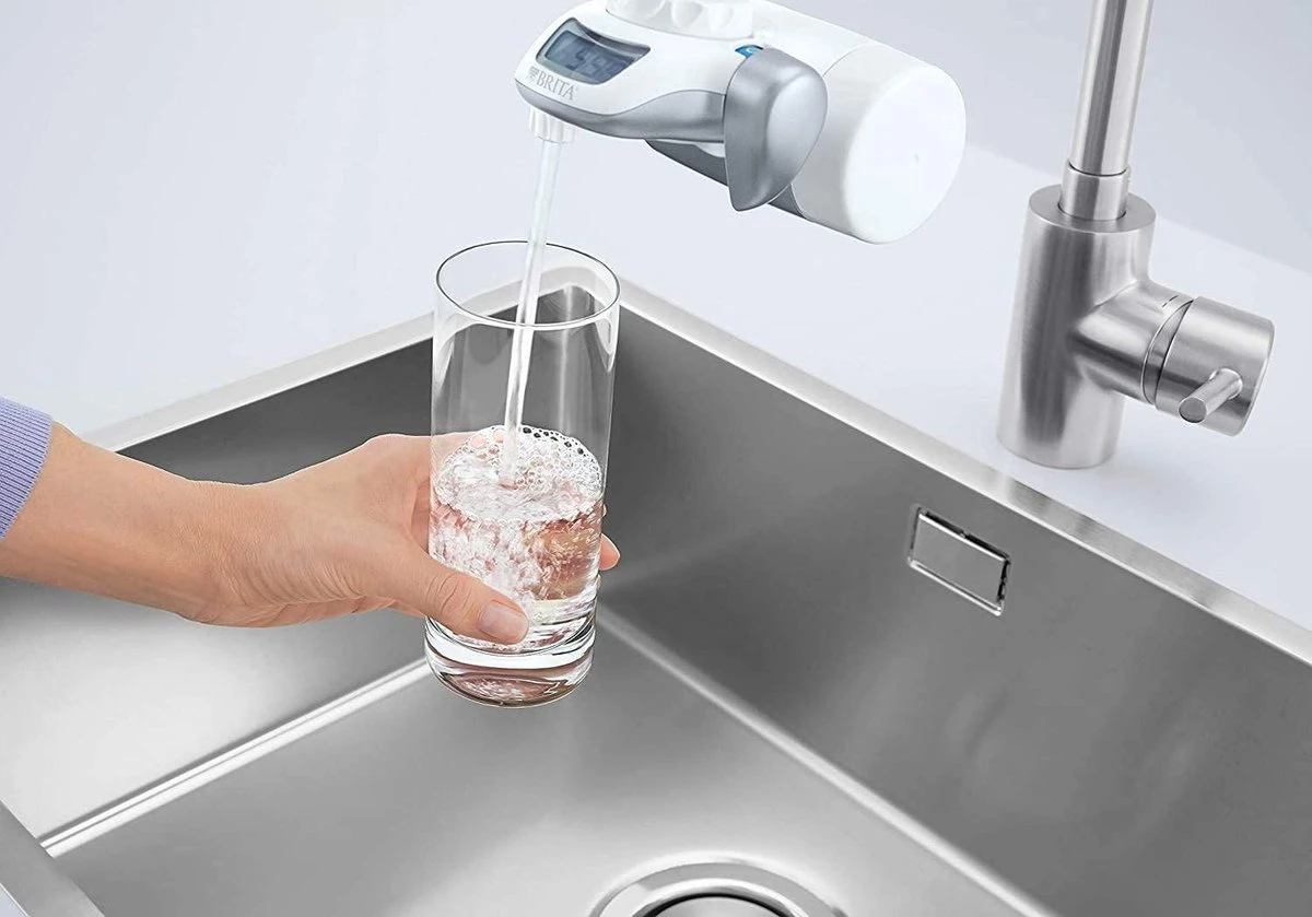 BRITA On Tap Faucet Filtration System - Uitstekend Smakend Gefilterd Water - Inclusief 1 BRITA ON TAP Kraanfilter - 600 Liter Water Gefilterd Per Patroon - Witte Kleur 8 BRITA On Tap Faucet Filtration System - Uitstekend Smakend Gefilterd Water - Inclusief 1 BRITA ON TAP Kraanfilter - 600 Liter Water Gefilterd Per Patroon - Witte Kleur - Afbeelding 6