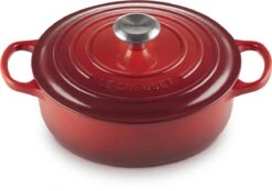 Le Creuset - Gietijzeren - Lage Braadpan - 24cm - Kersenrood 23 Le Creuset - Gietijzeren - Lage Braadpan - 24cm - Kersenrood -Keuken Benodigdheden Winkel 1200x843 4