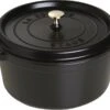 Staub Ronde Braadpan - Ø28 Cm - Zwart 2 Staub Ronde Braadpan - Ø28 Cm - Zwart -Keuken Benodigdheden Winkel 1200x867 4