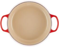 Le Creuset - Gietijzeren - Lage Braadpan - 24cm - Kersenrood 35 Le Creuset - Gietijzeren - Lage Braadpan - 24cm - Kersenrood -Keuken Benodigdheden Winkel 1200x963 5