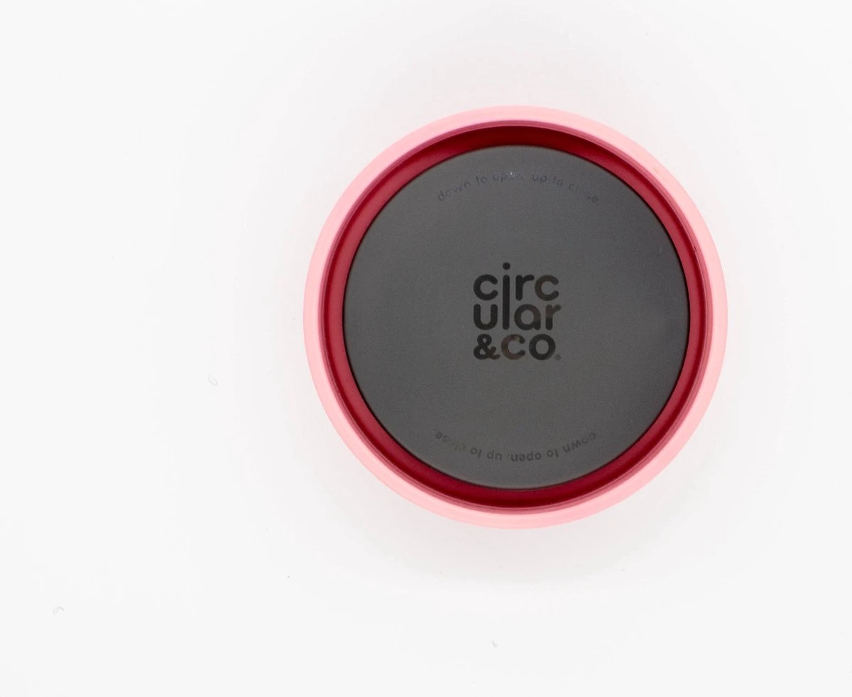Circular&Co. Herbruikbare To Go Koffiebeker (rCUP) Zwart/roze 12oz/340ml 5 Circular&Co. Herbruikbare To Go Koffiebeker (rCUP) Zwart/roze 12oz/340ml - Afbeelding 3
