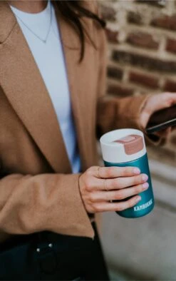 Kambukka Olympus Thermosbeker 300 Ml - Makkelijk Reinigen - Lekvrije Koffiebeker - RVS - Enchanted Forest 22 Kambukka Olympus Thermosbeker 300 Ml - Makkelijk Reinigen - Lekvrije Koffiebeker - RVS - Enchanted Forest -Keuken Benodigdheden Winkel 753x1200 1