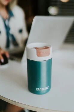 Kambukka Olympus Thermosbeker 300 Ml - Makkelijk Reinigen - Lekvrije Koffiebeker - RVS - Enchanted Forest 20 Kambukka Olympus Thermosbeker 300 Ml - Makkelijk Reinigen - Lekvrije Koffiebeker - RVS - Enchanted Forest -Keuken Benodigdheden Winkel 800x1200 47